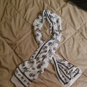 Silk skull fashion scarf